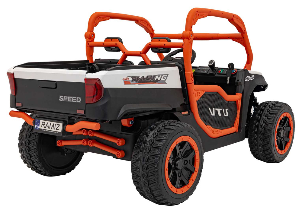 Pojazd Farmer Truck UTV Racing Biały