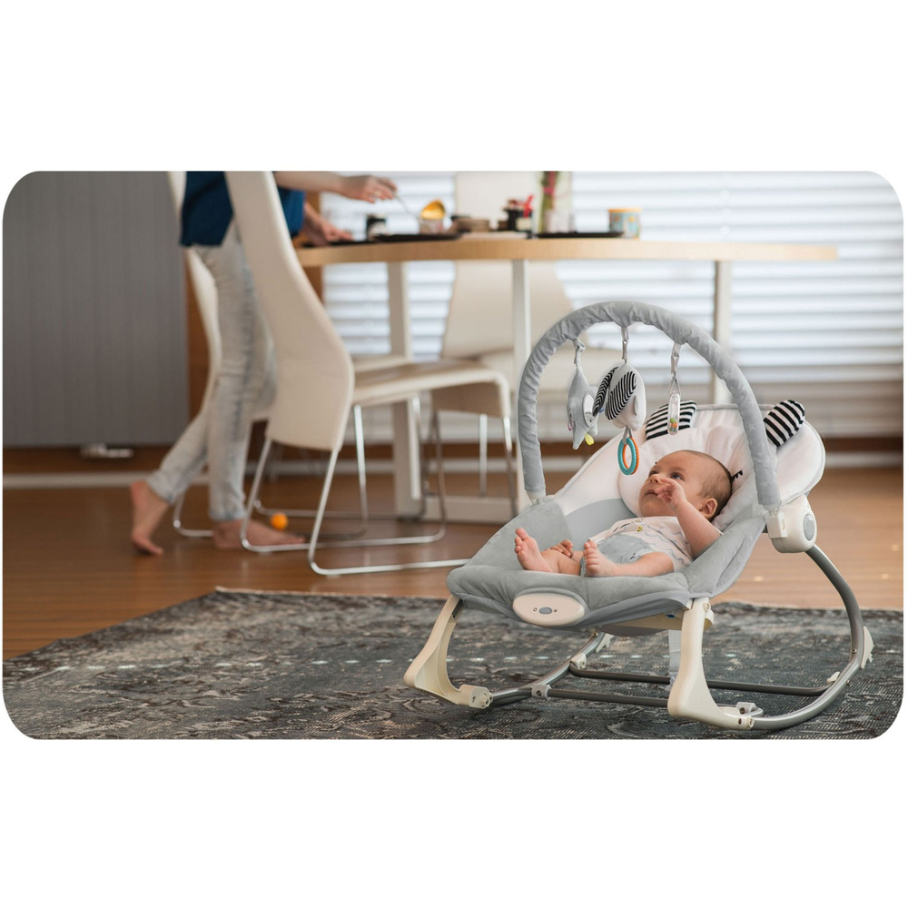 Leżaczek bujaczek z wibracją - różowy