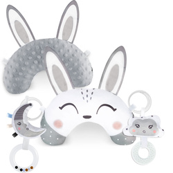 Poduszka z grzechotką i gryzakiem do mat