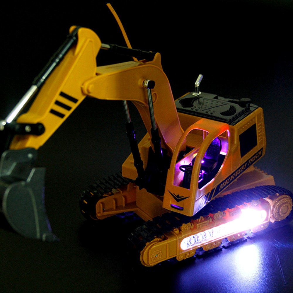 Koparka zdalnie sterowana RCz pilotem z ruchomą, metalową łyżką i światłami LED