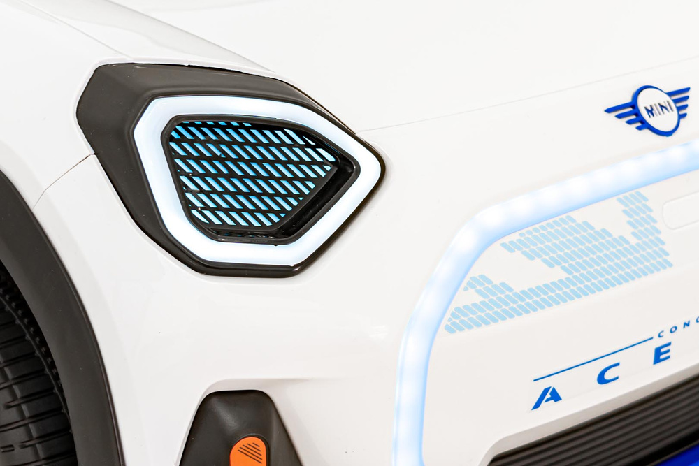 Pojazd Mini Concept Aceman Biały