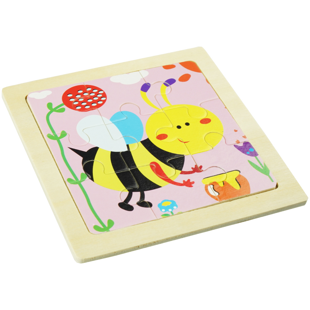 Drewniana kolorowa układanka mini puzzle pszczółka