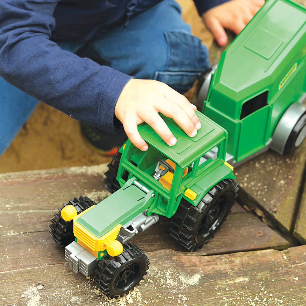 Farmer traktor z przyczepą na konia w kartonie wader 35023