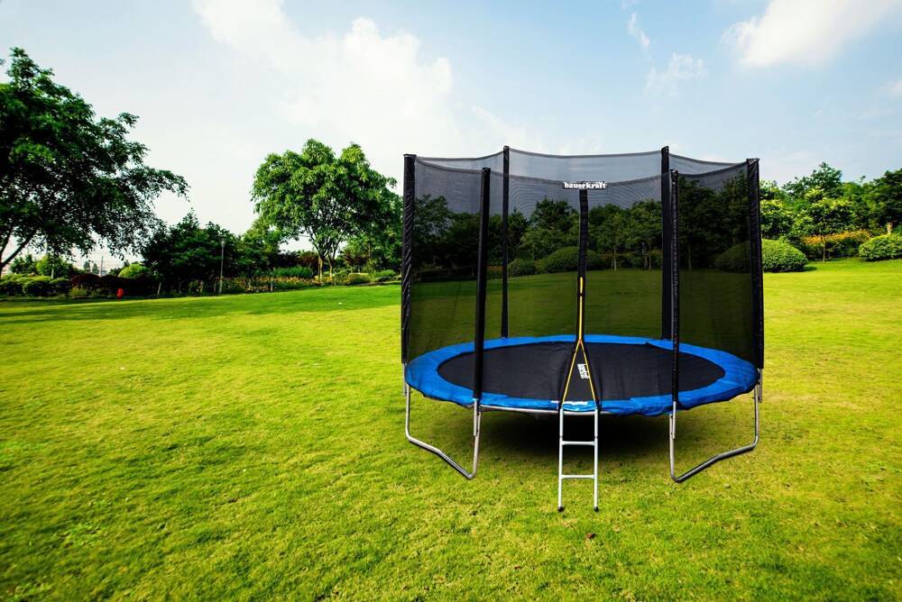 TRAMPOLINA OGRODOWA BAUERKRAFT Z SIATKĄ O ŚREDNICY 8FT 244 - 252CM